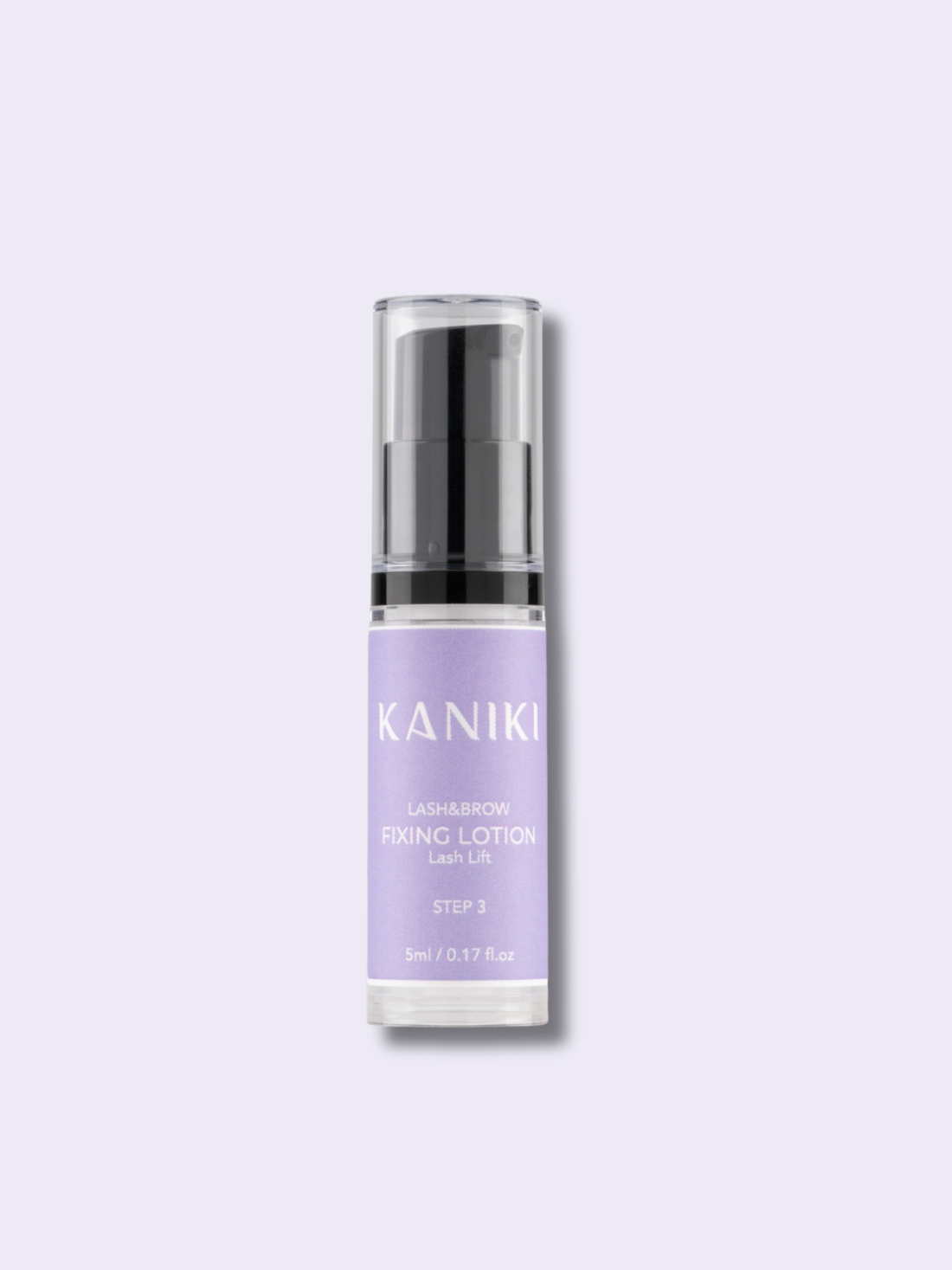 Kaniki Fixing Lotion voor lash lifts en brow lamination. De fles bevat een veelzijdige lotion die zorgt voor langdurige fixatie van wimpers en wenkbrauwen. De alt-tekst beschrijft een elegant ontworpen fles met een duidelijk merklogo en instructies voor het berekenen van de inwerktijd: deel de inwerktijd van de lifting lotion door 2 en voeg 1 tot 2 minuten toe voor optimale resultaten.