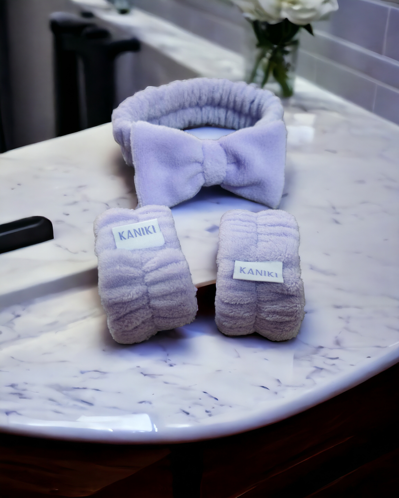 Maak je skin+ Brow care routine compleet met Kaniki&